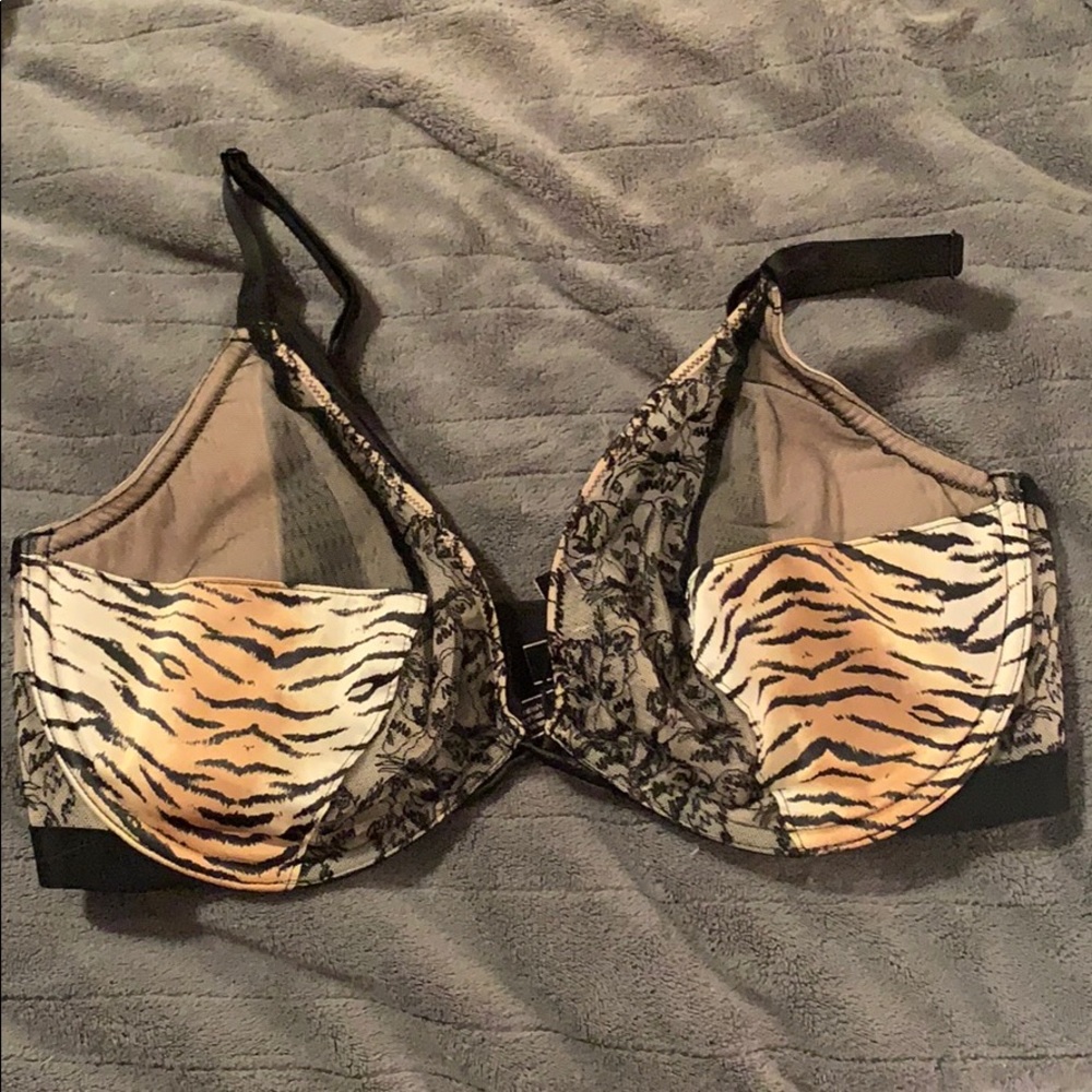 NWOT VS bra